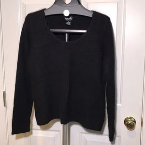 Rafaella Scalloped Crew Neck Sweater M Black w/ Long Sleeve Angora Lambs Wool